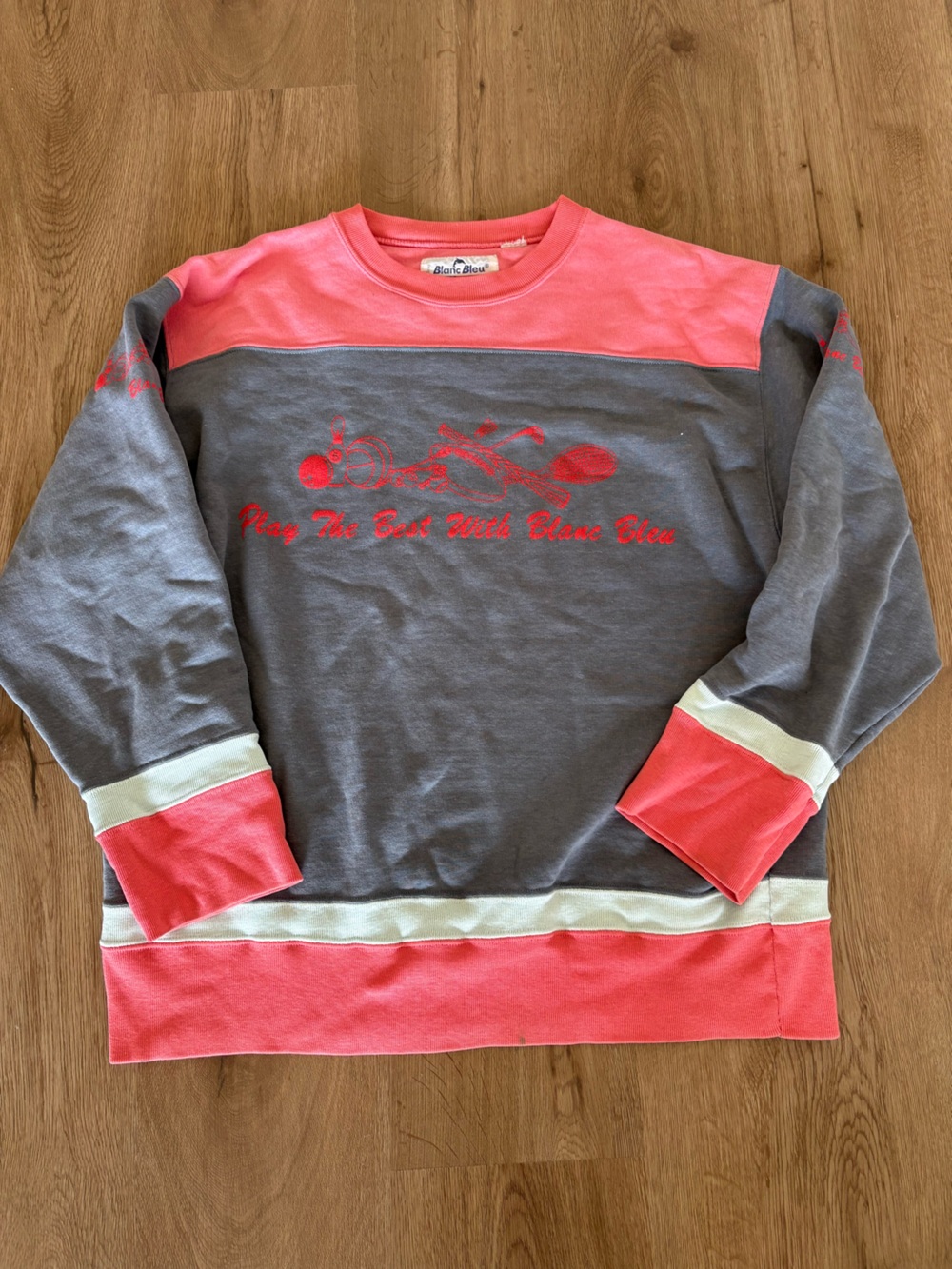 Vintage Blanc Bleu Crewneck Sweater in Gray Coral and Light blue green